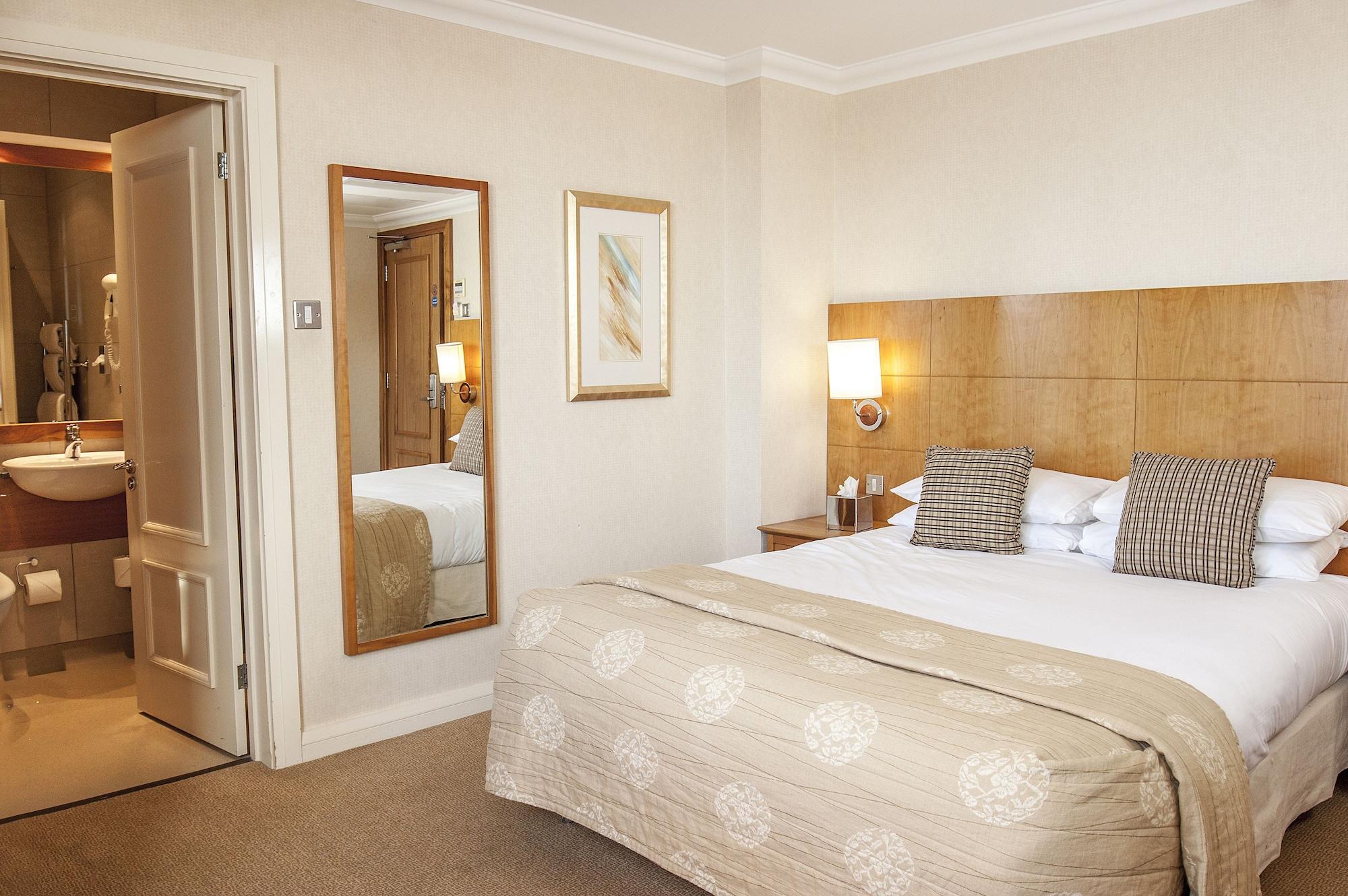 Harbour Heights Hotel Пул Экстерьер фото