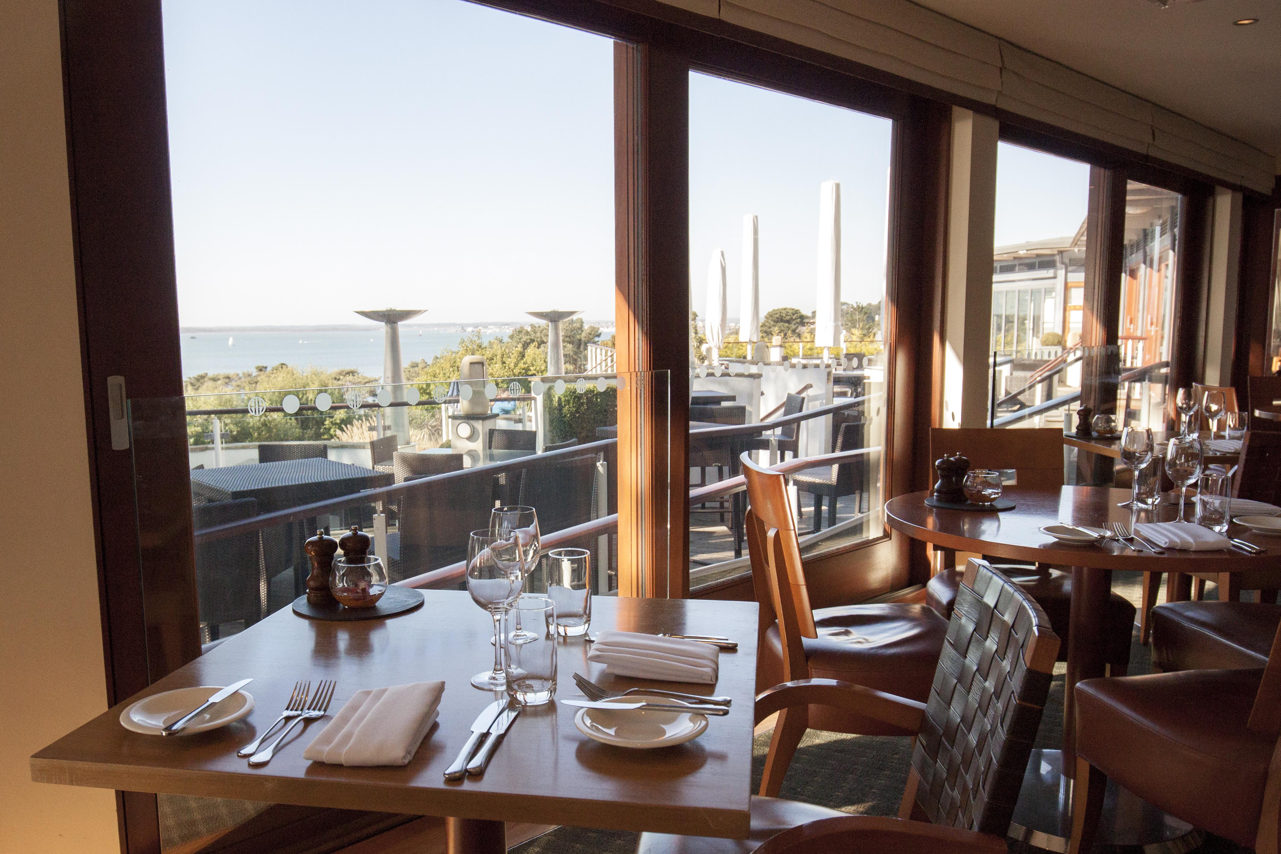 Harbour Heights Hotel Пул Экстерьер фото
