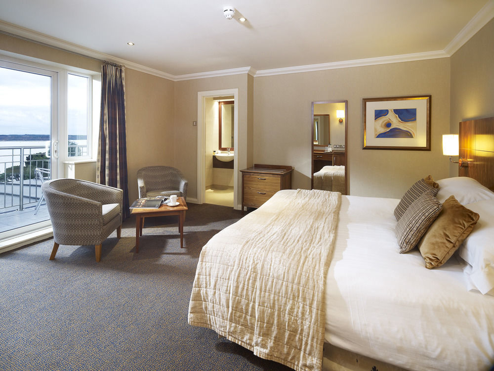 Harbour Heights Hotel Пул Экстерьер фото